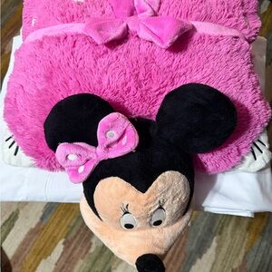 Pink and Black Minnie Mouse Plush Head with Bow